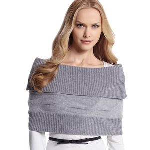 🎁 White House Black Market  CABLE CAPE